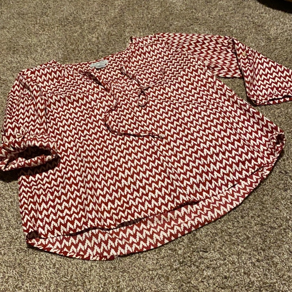 Isabella’s Closet red & white cotton M peasant top